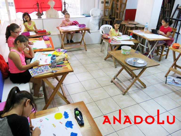 Çocuklar Yönelikler Güzel Sanatlar Kursu Antalyada