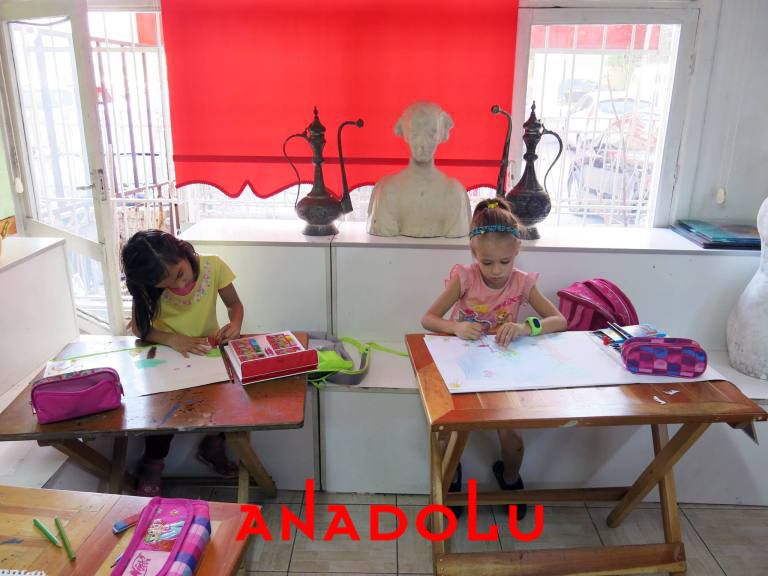 Çocuklar İçin Güzel Sanatlar Kursu Antalyada